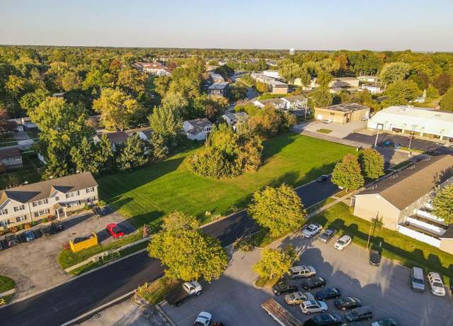 Property at 1701 Firestone Ln, Valparaiso, IN 46383