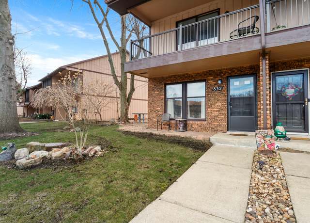 Property at 832 Jordan Cir, Schererville, IN 46375, 2 beds, 2 baths