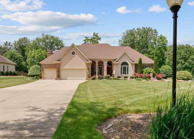Property at 13618 Waite Ct, Crown Point, IN 46307, 3 beds, 2 baths