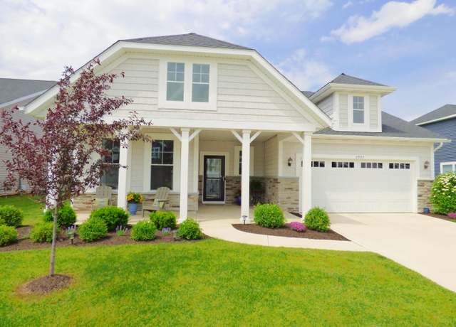Property at 2905 Hillard St, Valparaiso, IN 46383, 2 beds, 2 baths