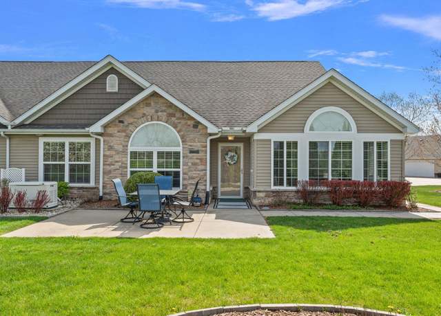 Property at 5262 E 109th Pl Unit 109b, Crown Point, IN 46307, 2 beds, 2 baths
