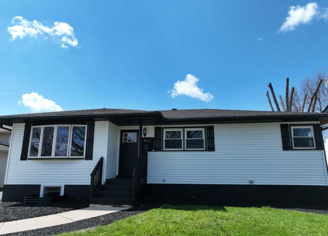 Property at 8606 Jefferson Ave, Munster, IN 46321, 4 beds, 2 baths