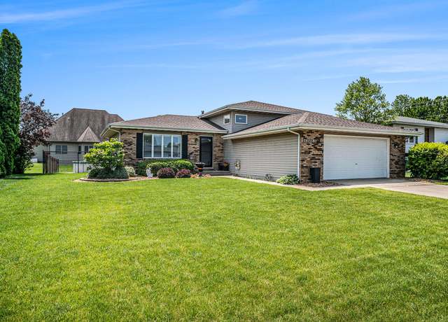 Property at 12333 W 105th St, St. John, IN 46373, 3 beds, 2 baths