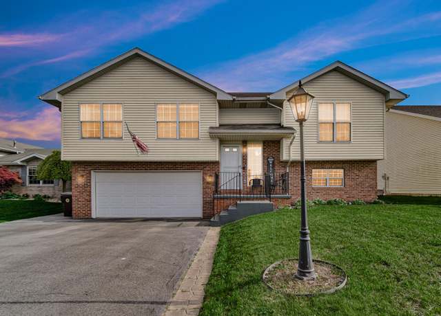 Property at 8609 E 123rd Pl, Crown Point, IN 46307, 3 beds, 2 baths