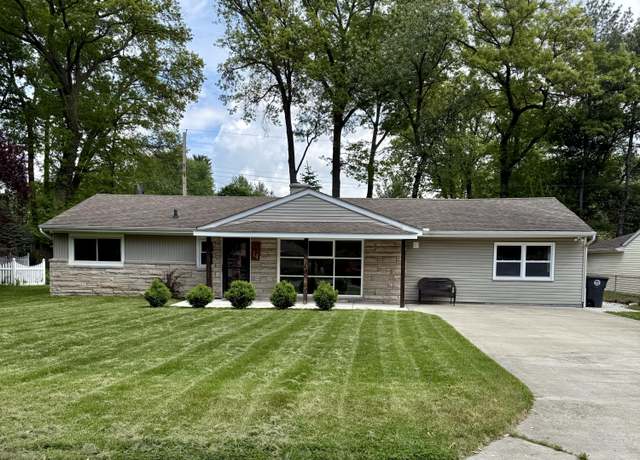 Property at 14 Cleveland Ter, Hobart, IN 46342, 3 beds, 1 bath