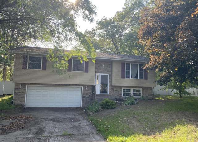 Property at 10320 N 477 E, Demotte, IN 46310, 3 beds, 1.5 baths