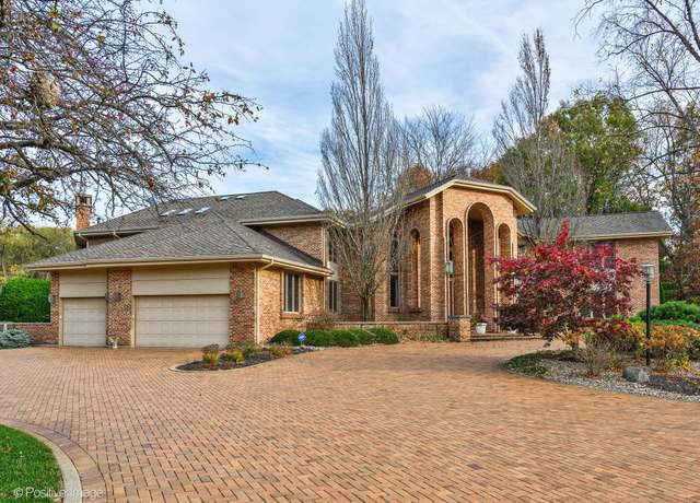 Property at 71 N 500 W, Valparaiso, IN 46385, 4 beds, 5.5 baths