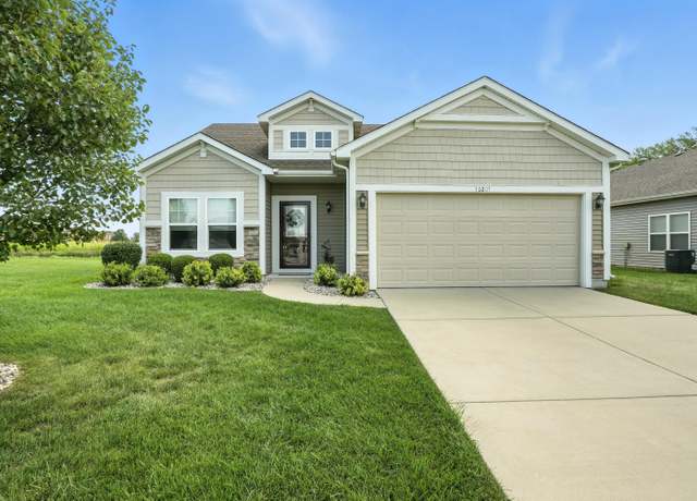 Property at 10201 Towle St, Dyer, IN 46311, 2 beds, 2 baths