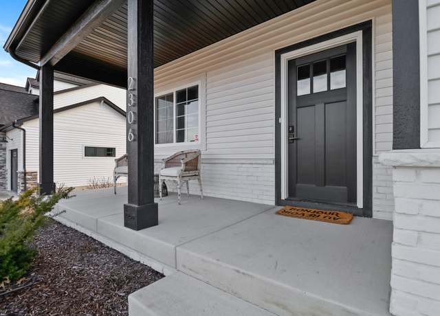Property at 2306 Mary Ln, Valparaiso, IN 46383, 4 beds, 2.5 baths