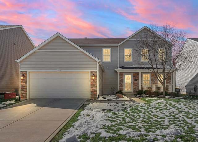Property at 2709 Westwind Dr, Valparaiso, IN 46385, 4 beds, 2.5 baths