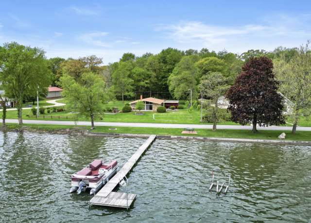 Property at 5100 S County Rd 210, Knox, IN 46534, 3 beds, 1 bath