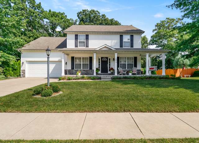 Property at 604 Oakwood Dr, Chesterton, IN 46304, 3 beds, 2.5 baths
