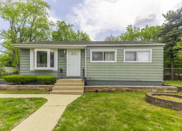 Property at 1037 E 11th Ct, Gary, IN 46403, 3 beds, 2 baths
