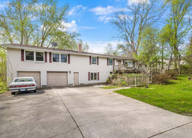 Property at 991 N 250 E, Chesterton, IN 46304, 4 beds, 3 baths