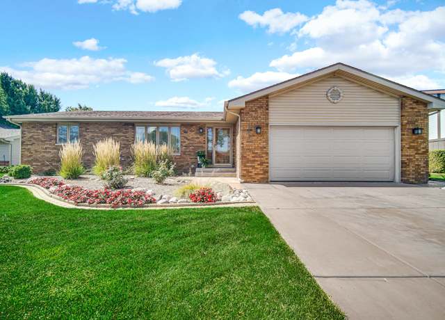 Property at 2550 Fossil Stone Rd, Dyer, IN 46311, 3 beds, 2 baths