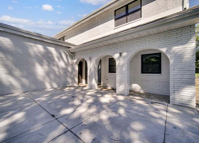 Property at 564 W 250 S, Hebron, IN 46341, 3 beds, 2.5 baths