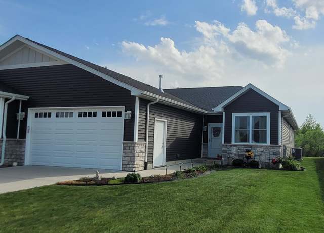 Property at 1551 E 177th Ct, Lowell, IN 46356, 3 beds, 2 baths