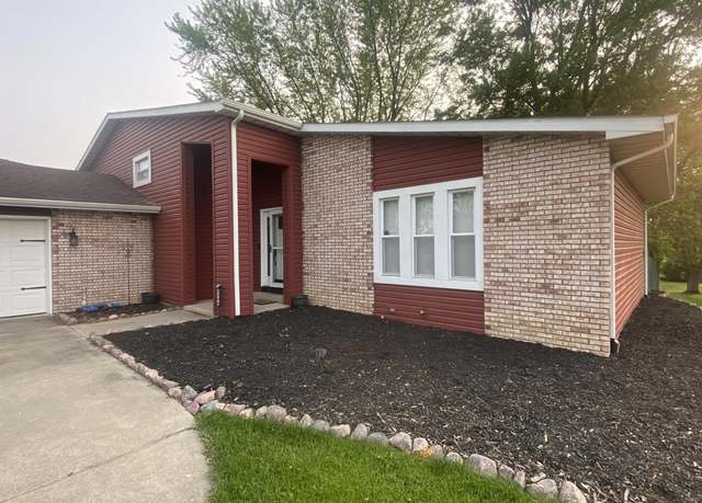 Property at 2396 Four Seasons Pkwy, Crown Point, IN 46307, 4 beds, 3 baths