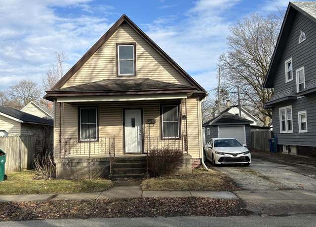 Property at 907 Scott St, La Porte, IN 46350, 2 beds, 1 bath