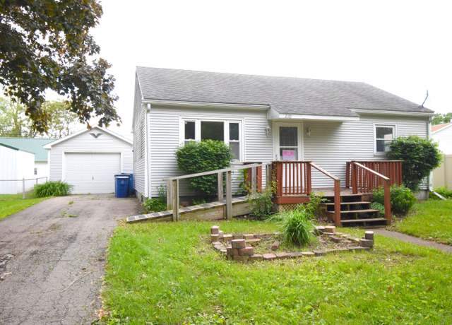 Property at 210 S New York St, Remington, IN 47977, 3 beds, 1 bath