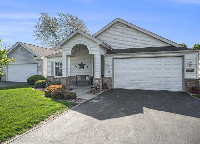 Property at 8251 Pointe Dr, Crown Point, IN 46307, 3 beds, 2 baths