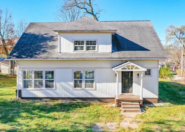 Property at 312 Jones St, North Judson, IN 46366, 4 beds, 3 baths