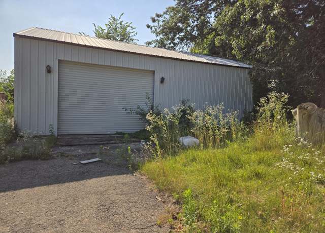 Property at 127 W 1025 S, Kouts, IN 46347, 3 beds, 1 bath