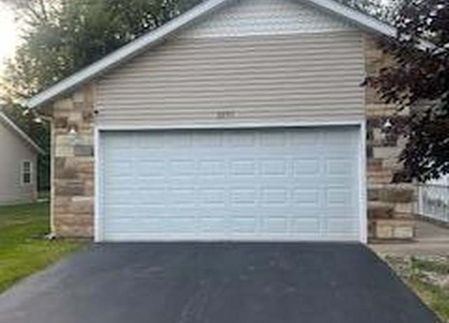 Property at 2255 Whispering Oaks Ct, Highland, IN 46322, 2 beds, 2 baths
