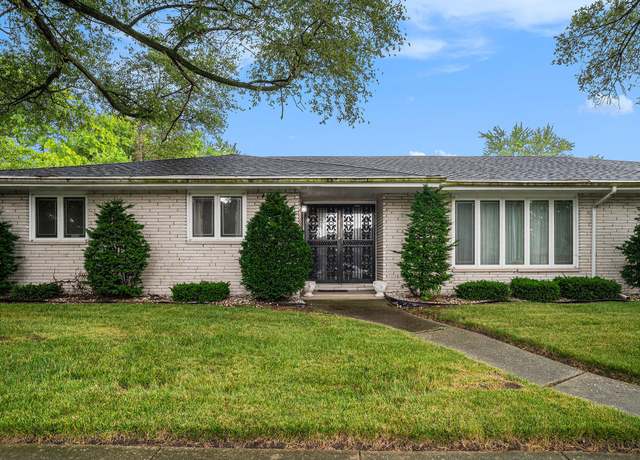 Property at 5301 Delaware St, Merrillville, IN 46410, 3 beds, 2.5 baths