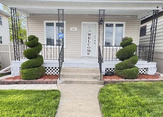 Property at 509 Hoffman St, Hammond, IN 46327, 3 beds, 1 bath
