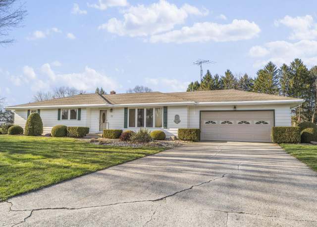 Property at 391 W Powell Dr, La Porte, IN 46350, 3 beds, 2 baths