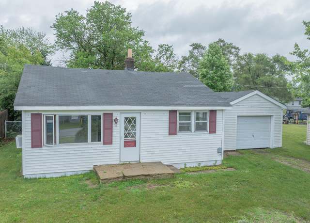 Property at 203 Silver St, North Judson, IN 46366, 2 beds, 1 bath