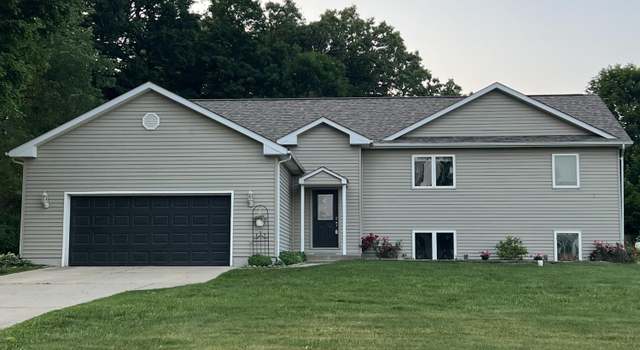 Photo of 2721 N Morning Glory Ave, Rolling Prairie, IN 46371