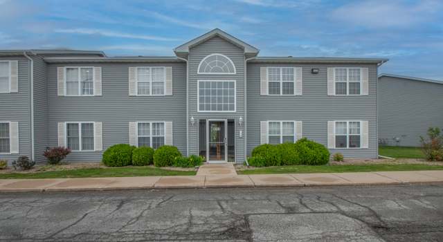 Photo of 8243 Lincoln Cir Unit B, Merrillville, IN 46410