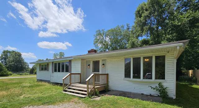 Photo of 16020 Eastview Pl, Lowell, IN 46356