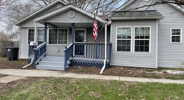 Photo of 670 Lake St, Hobart, IN 46342