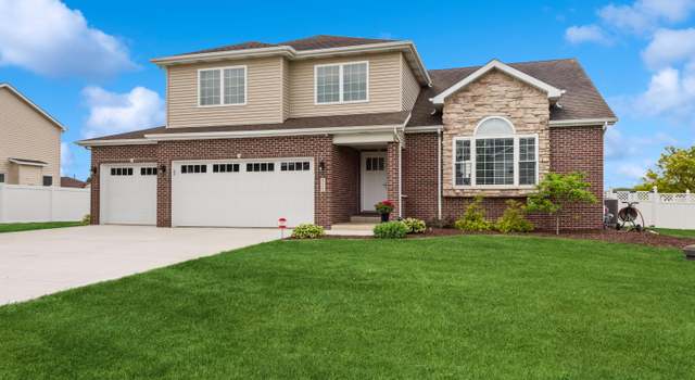 Photo of 512 Scenic View Ave, Valparaiso, IN 46385