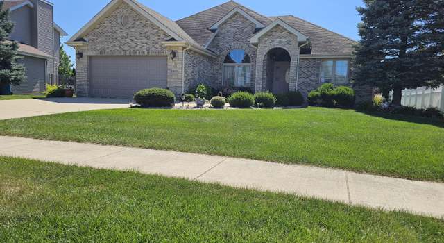 Photo of 2305 Hillcrest Ln, Lowell, IN 46356