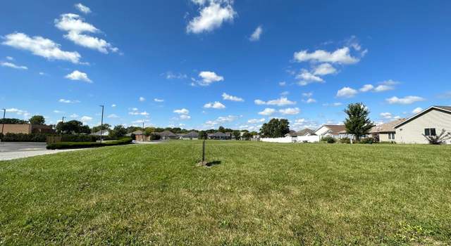 Photo of 10838 Pike St, Winfield, IN 46307