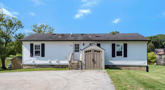 Photo of 555 S Lakeview Dr, Lowell, IN 46356
