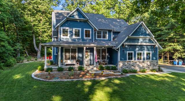 Photo of 323 Dreamwold Way, Michiana Shores, IN 46360
