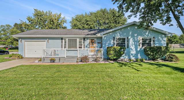 Photo of 17513 Calhoun St, Lowell, IN 46356