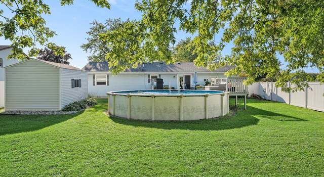 Photo of 17513 Calhoun St, Lowell, IN 46356