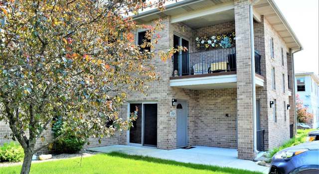 Photo of 1378 Parke Dr #1378, Crown Point, IN 46307