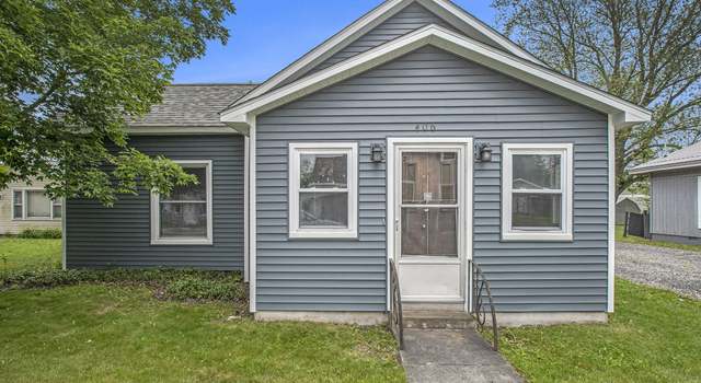 Photo of 406 W Front St, New Carlisle, IN 46552
