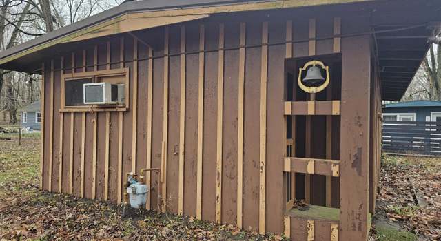 Photo of 5685 E Tulip Trl, Knox, IN 46534
