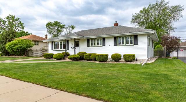 Photo of 9218 Highland Pl, Highland, IN 46322