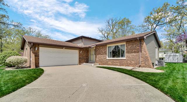 Photo of 519 Hillside Dr, Dyer, IN 46311