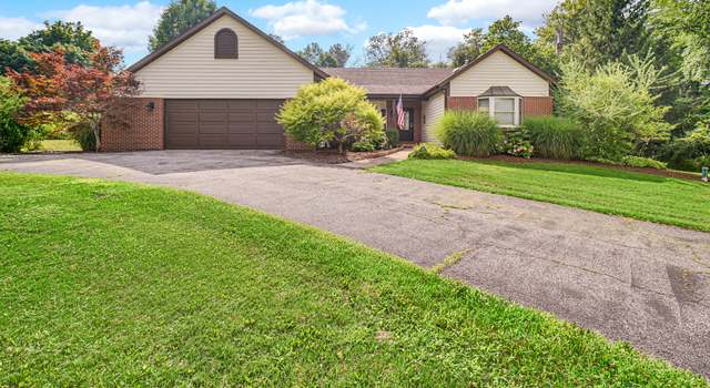 Photo of 593 Foxwood Ct, Westville, IN 46391