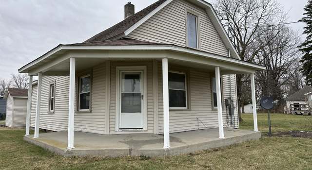 Photo of 301 E Oneida St, La Crosse, IN 46348